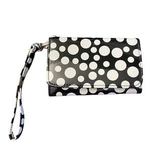 Polka-dot Wristlet